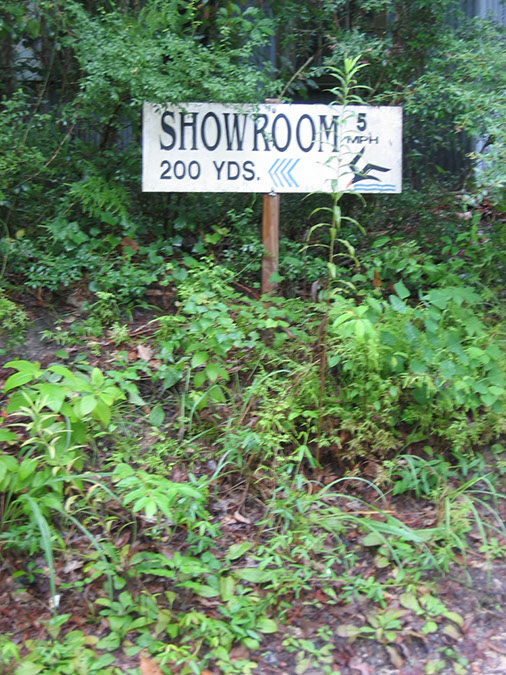 Showroom Sign - Pre-Katrina